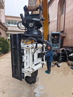 Bate-estaca lateral – Capacidade de operação com baixo pé-direito e estrutura compacta em espaços confinados para escavadeiras 25-32T