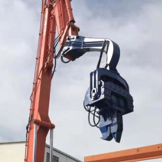 Motorista de pilhas ecológico. Operação sem poluição e tempo de trabalho reduzido.